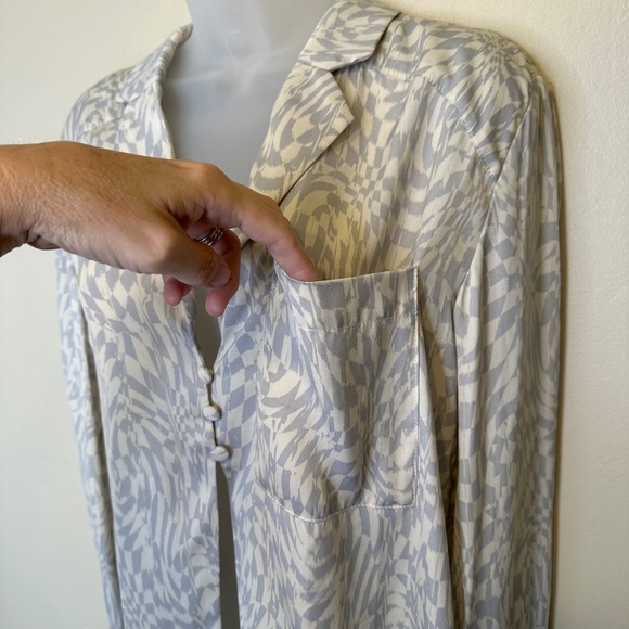 FP NWOT Beatrice Psychedelic Print Open Front Slit Design Retro Vibes Disco Top - Picture 6 of 15